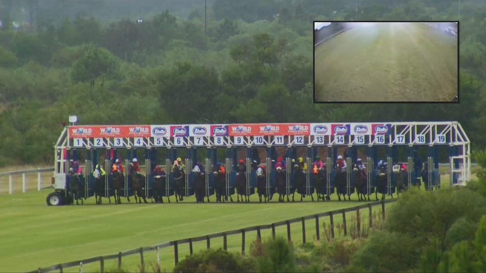 4Racing Fairview SA 14 Apr 2023 Race 10