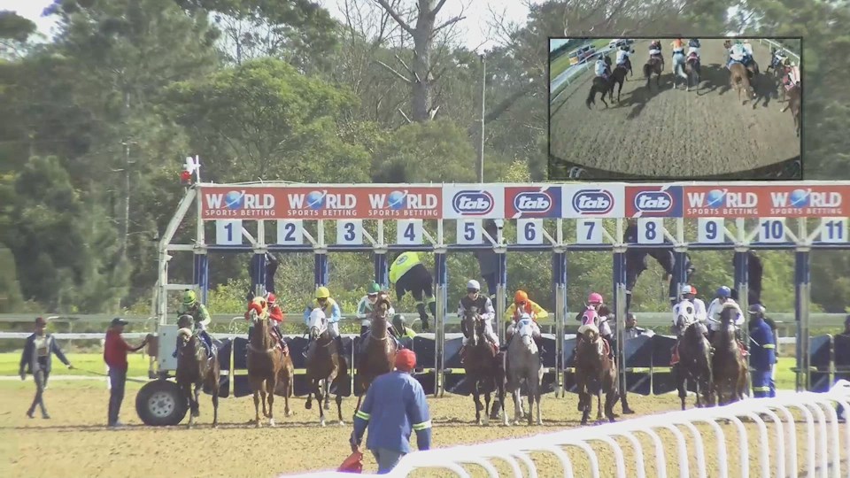 4Racing Fairview SA 14 Jul 2023 Race 1